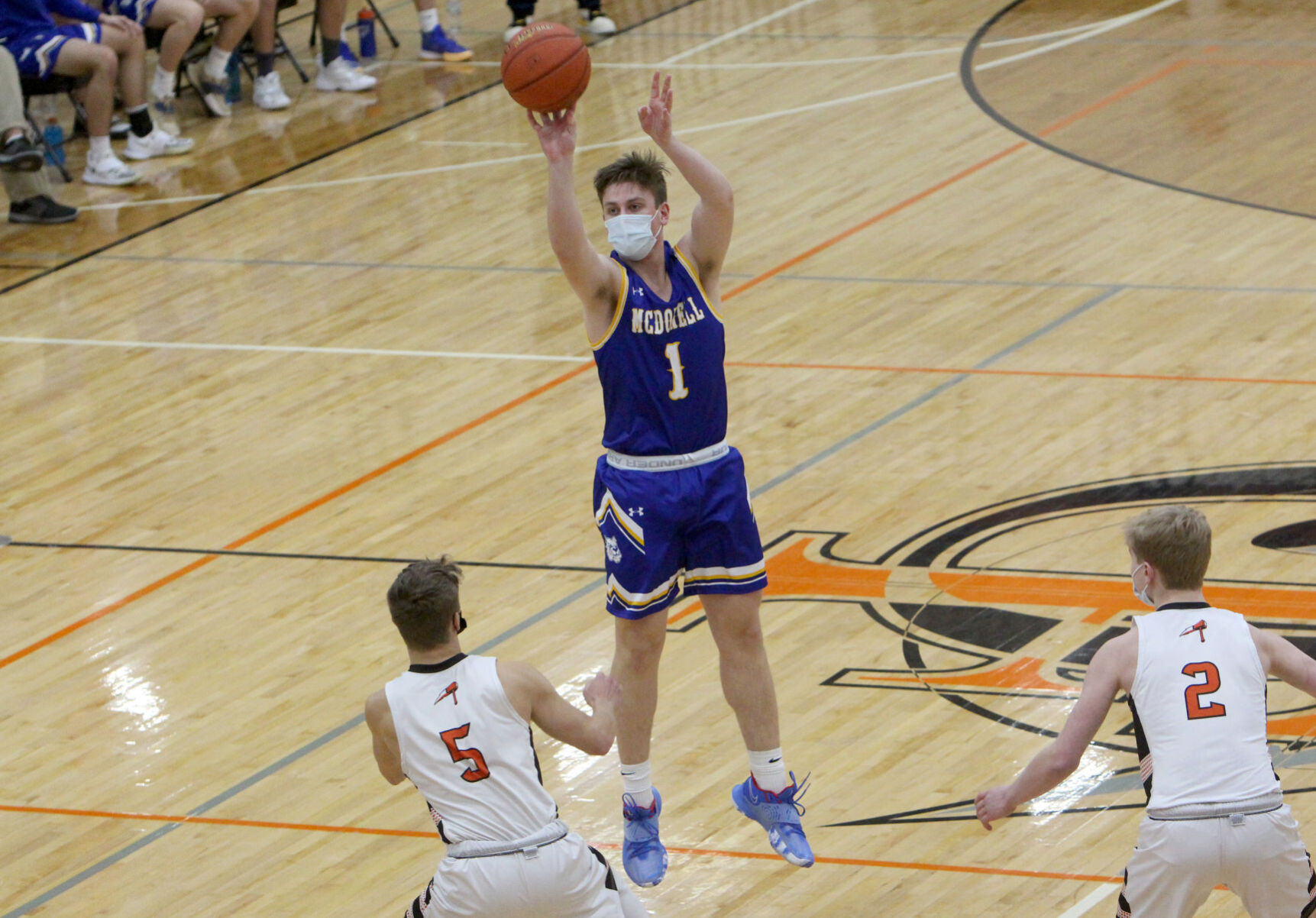 McDonell boys basketball at Osseo-Fairchild 1-11-21